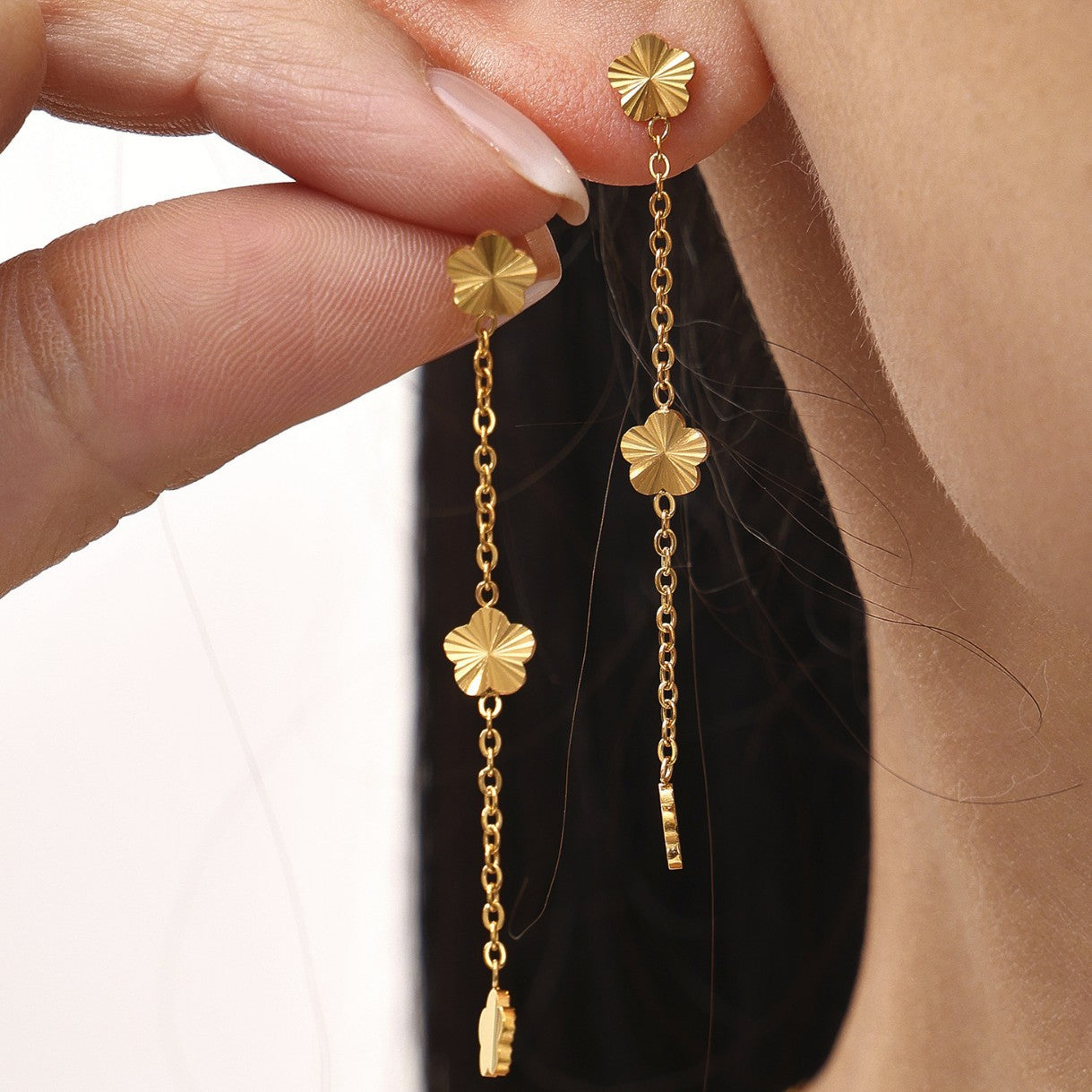 Small Flower Clavicle Chain Tassel Earrings Set Stainless Steel PVD Plated 18K Real Gold Temperament Fashion Jewelry 99