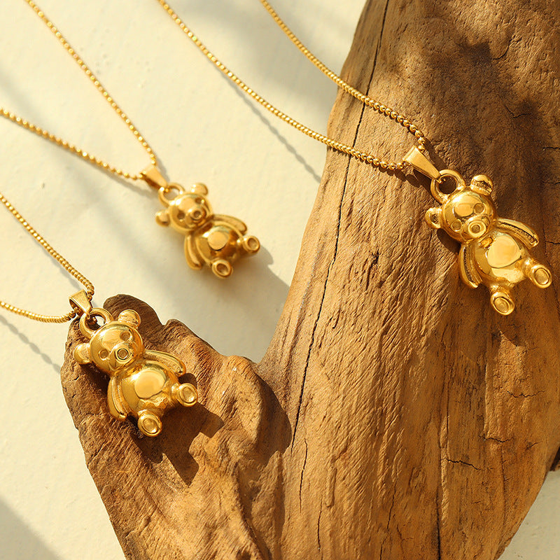 Cold wind niche light luxury bear necklace titanium steel plated 18K gold trendy fashion neck chain jewelry