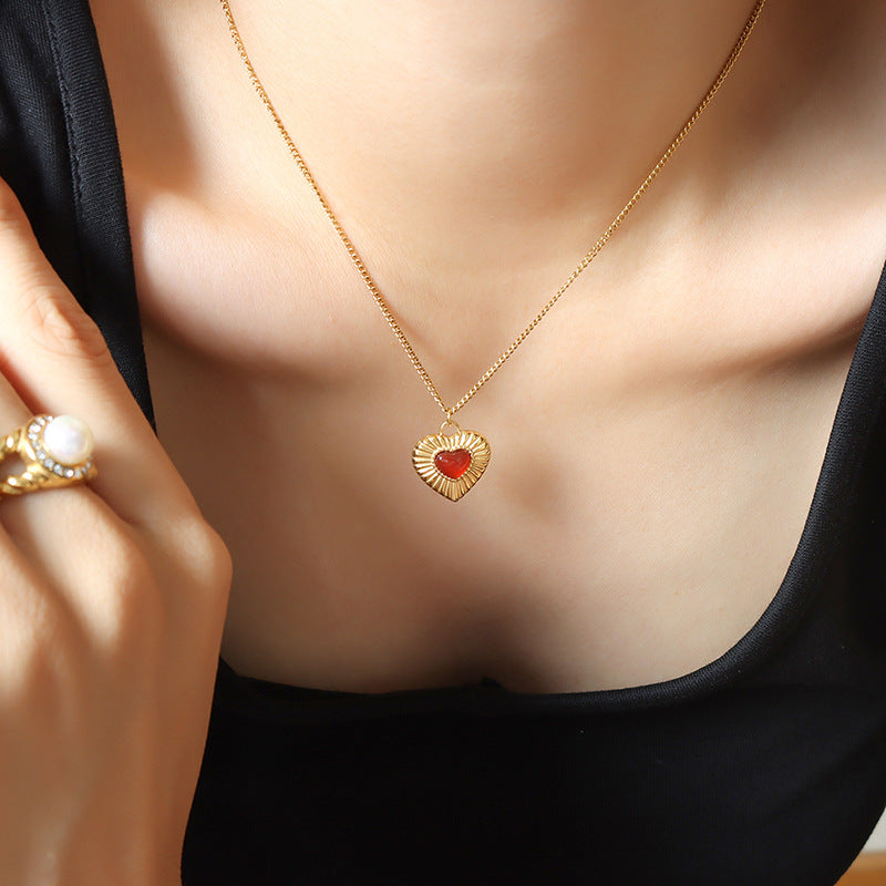 Celebrity temperament personality does not fade peach heart love inlaid agate pendant necklace earrings jewelry set
