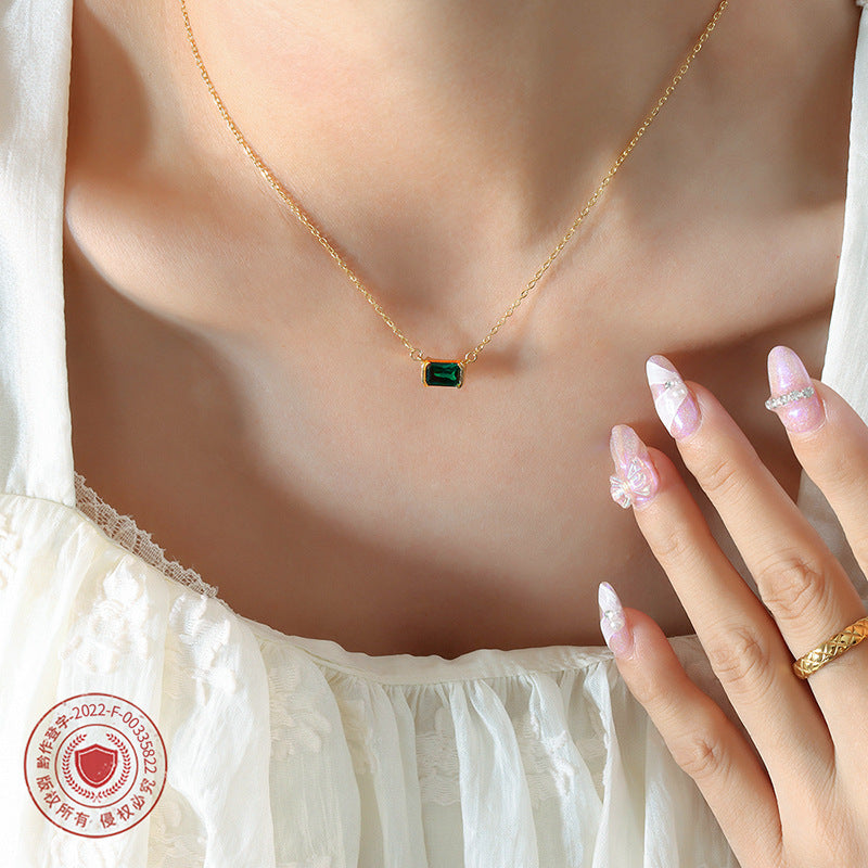 Neutral style retro non-fading light luxury jewelry niche design square copper pendant inlaid with green zircon necklace