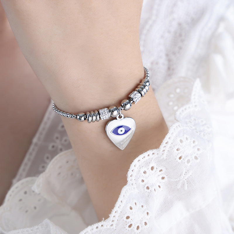 Retro personality versatile all kinds of exaggerated eye pendant titanium steel bracelet women's jewelry spot wholesale pp