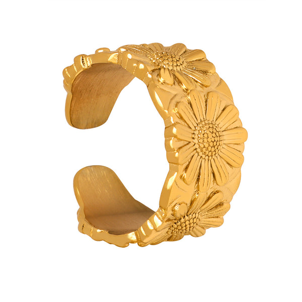 New high-end retro light luxury flower titanium steel plated 18K gold ring does not fade niche design women