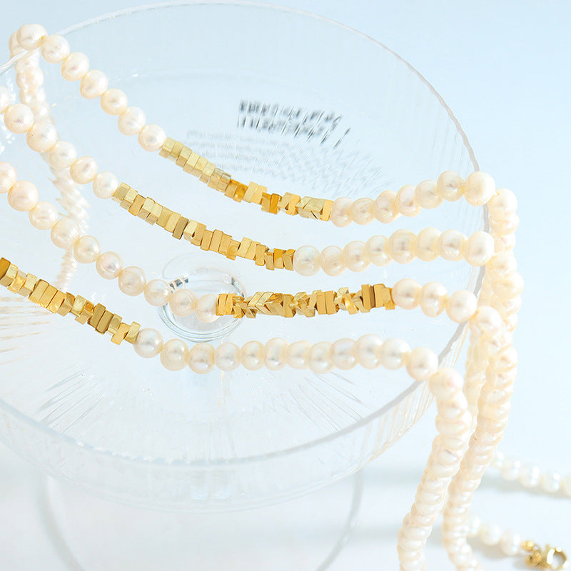 Niche design jewelry French trend fashion triangle pendant splicing freshwater pearl necklace jewelry
