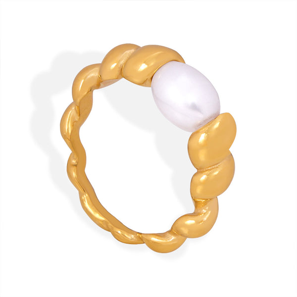 New light luxury fashion retro gorgeous titanium steel plated 18K gold freshwater pearl ring ring jewelry wholesale women