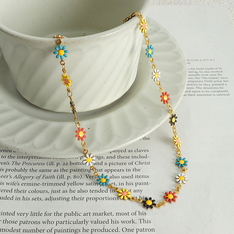 New niche personalized dopamine dripping oil small daisy chain design simple and versatile titanium steel gold-plated jewelry