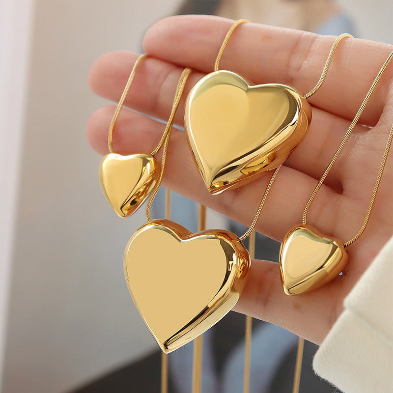 Zegl wind heart-shaped peach heart necklace women's light luxury niche design titanium steel clavicle chain neck chain jewelry P059