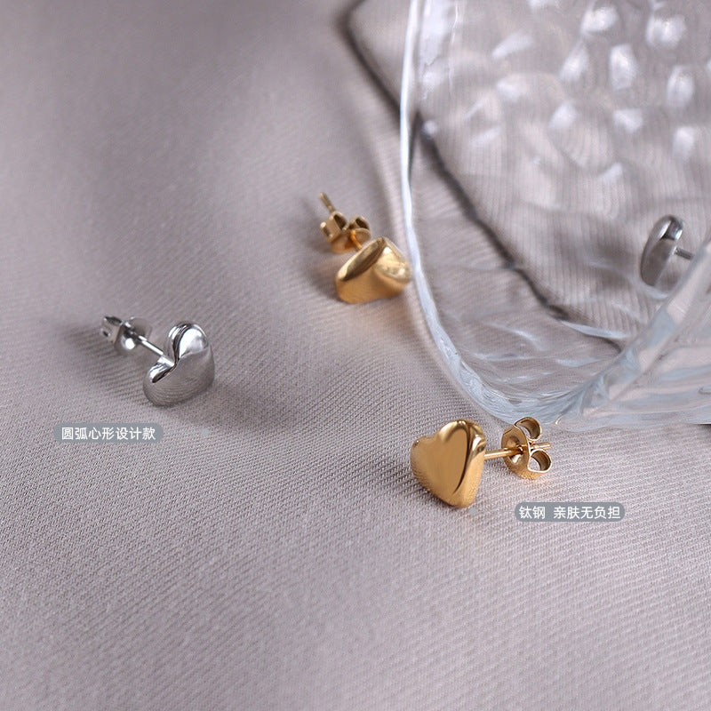 Accessories, Love Peach Heart Earrings Fashion Temperament Heart Earrings Women, Titanium Steel 18k Gold F40899