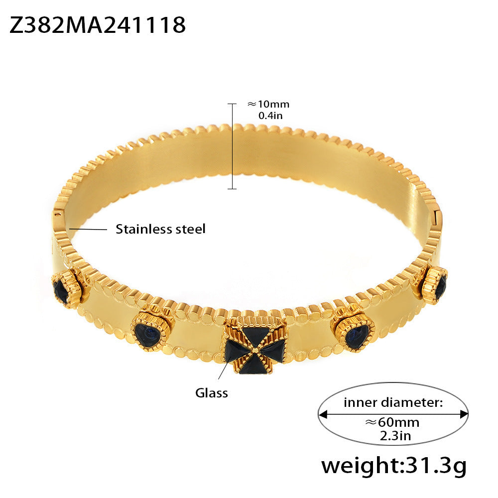 Stainless steel four-leaf flower zircon Czech glass women's buckle gear bracelet does not fade, plated with 18K gold pp