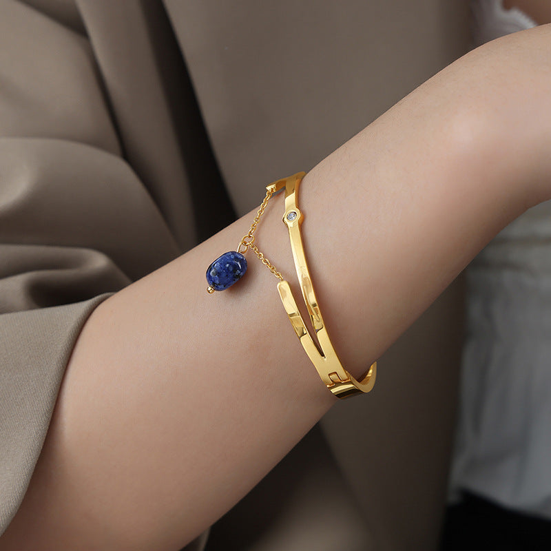 New high-end sense retro court style personality temperament colored natural stone pendant titanium steel bracelet jewelry female pp
