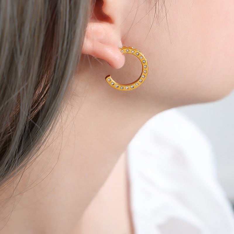 Autumn and winter fashion light luxury inlaid zircon design geometric exaggerated simplicity versatile titanium steel gold-plated earrings jewelry female pp