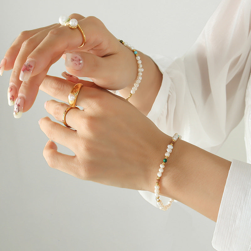 Light luxury retro style fashion natural freshwater pearl natural stone titanium steel gold-plated beaded bracelet bracelet jewelry