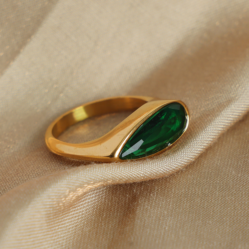 New light luxury retro titanium steel gold-plated geometric ring ring jewelry women's fashion