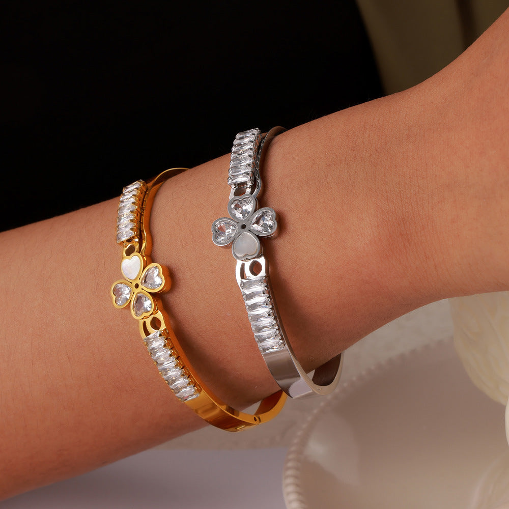 Temperament cold wind elegant jewelry love splicing shape inlaid zircon white shell design titanium steel bracelet