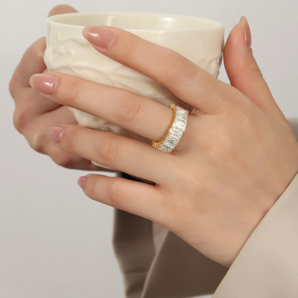 New light luxury fashion personalized titanium steel gold-plated zircon design ring ring jewelry wholesale women