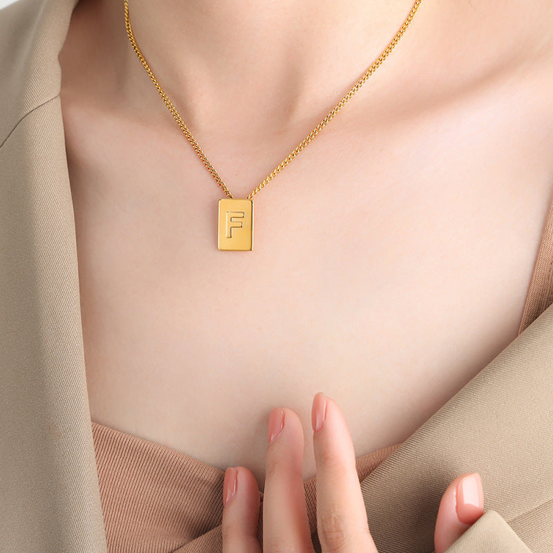 New personalized 26-letter chain square titanium steel gold-plated pendant jewelry women's spot wholesale
