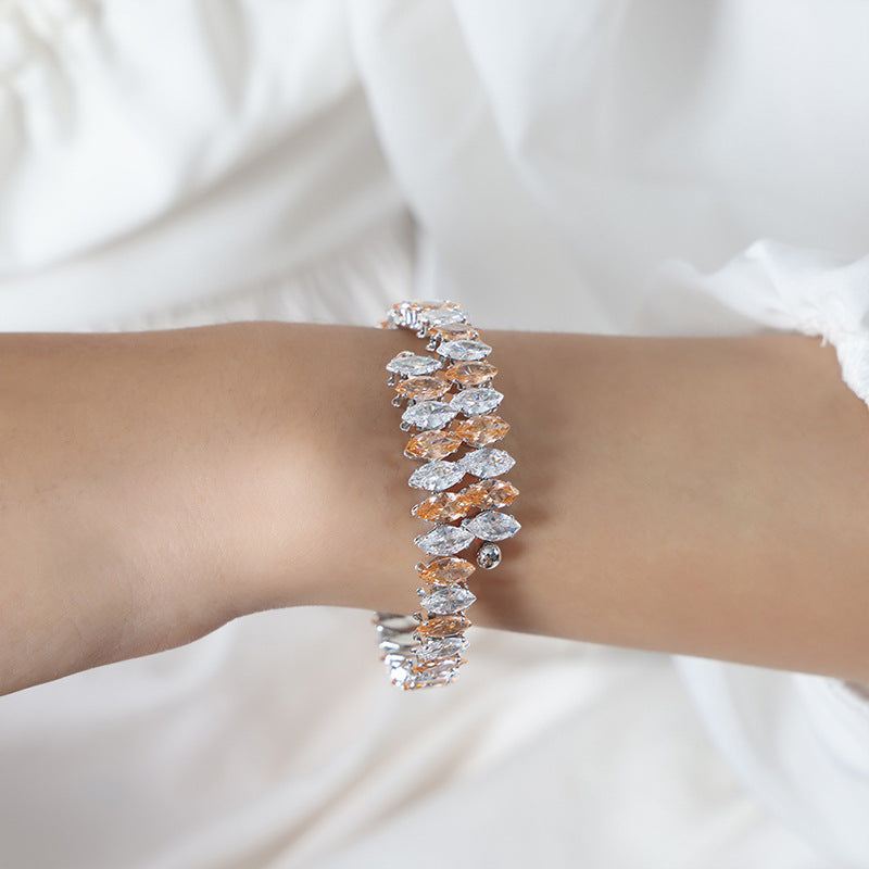 New high-end fashion personalized niche design light luxury inlaid with colored zircon bracelet jewelry women