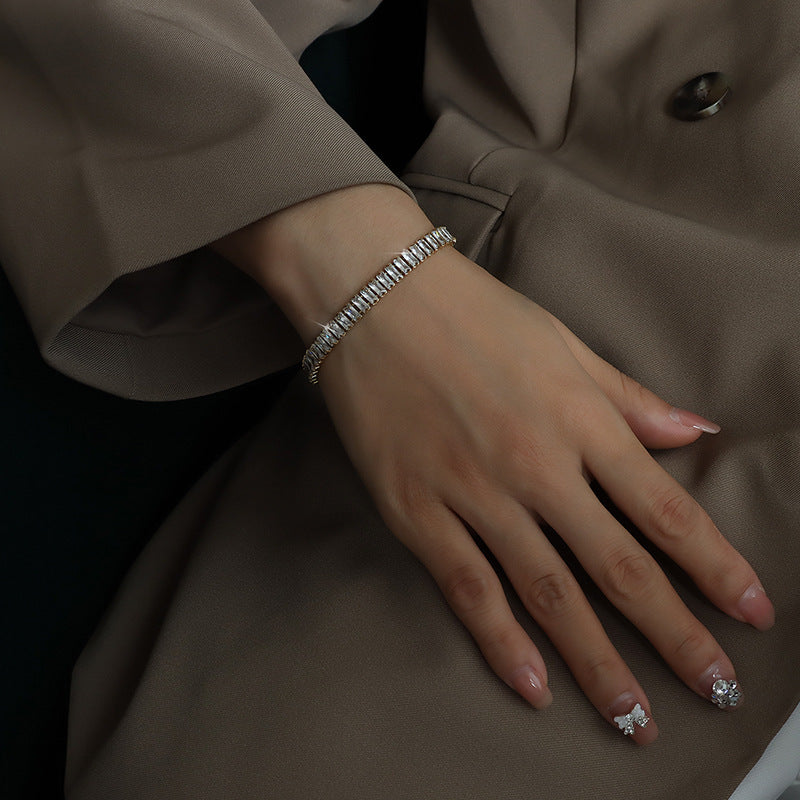 Marka light luxury niche jewelry full diamond zircon bracelet titanium steel bracelet, girlfriend jewelry