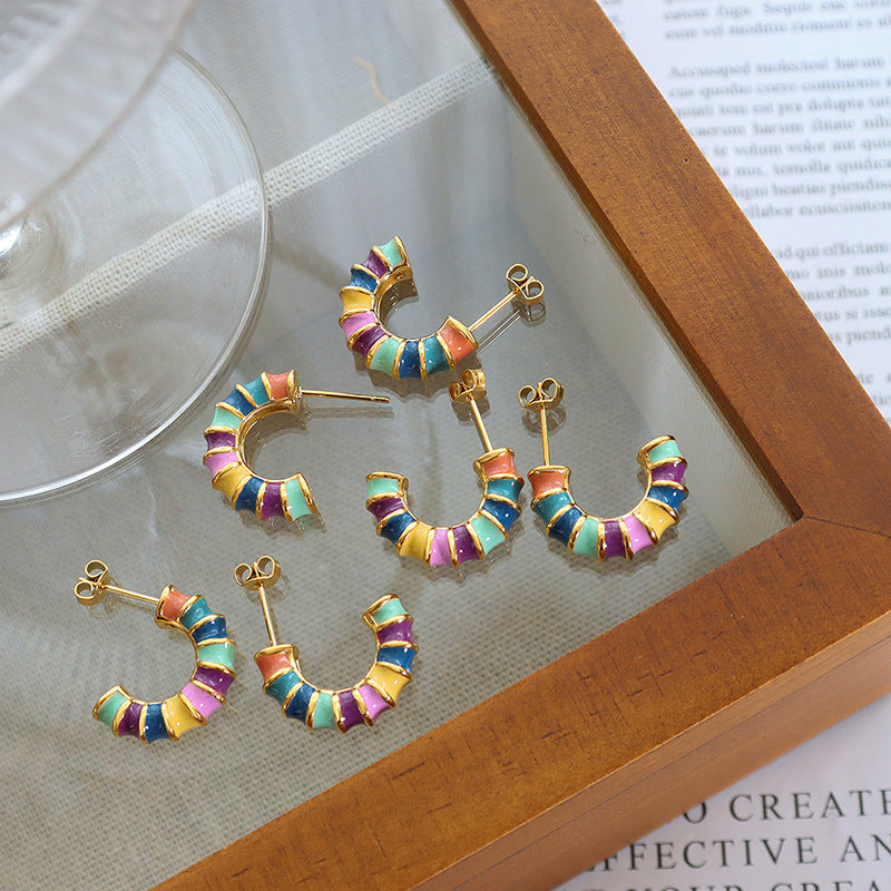 - Temperament geometric simple bamboo earrings, niche design drip rainbow C-shaped earrings multi-color stud earrings pp
