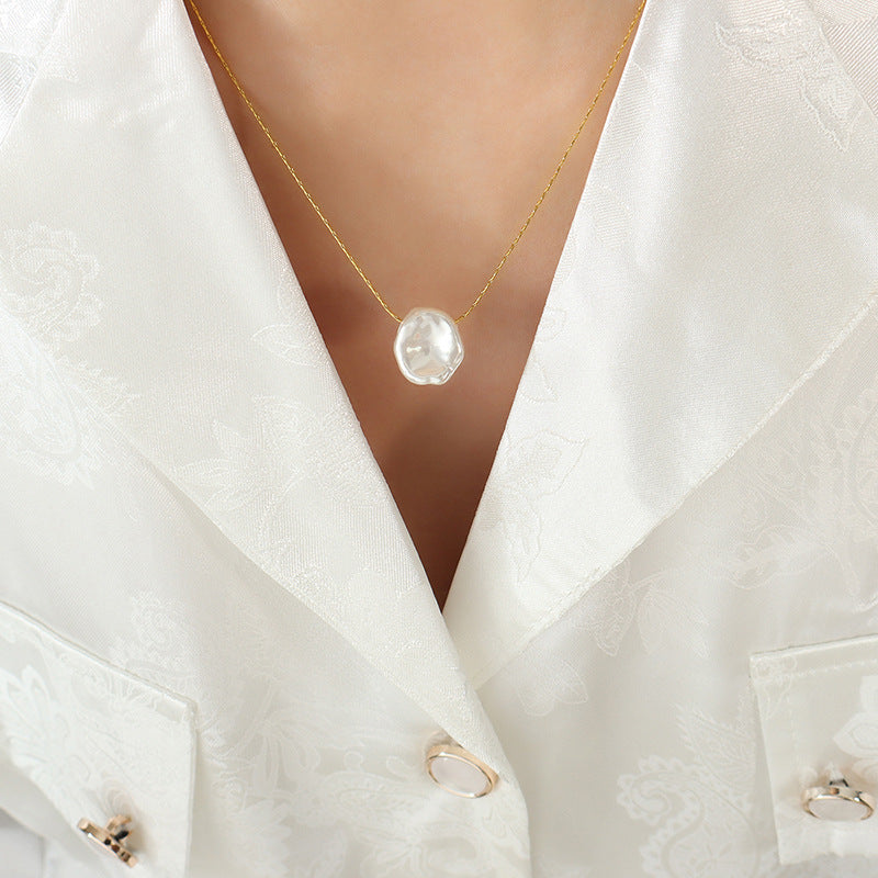 Niche design special-shaped plastic pearl pendant necklace female, titanium steel gold-plated vertical chain cold wind jewelry