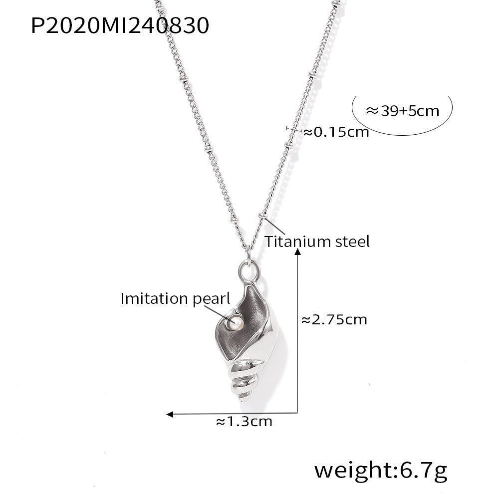 Conch inlaid imitation pearl collarbone necklace women's titanium steel 18k plated real gold niche versatile necklace wholesale 99