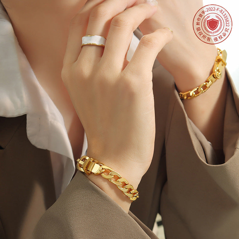 Bracelet Thick Chain Press Buckle Strap Buckle Bracelet Titanium Steel Plated 18k Gold Temperament Hand Jewelry E199