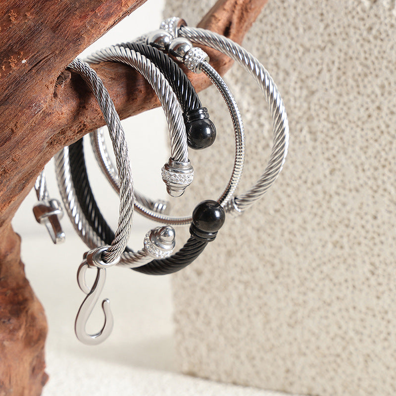 Internet celebrity simple trend retro bracelet, versatile and non-fading titanium steel plated opening brushed small waist bracelet