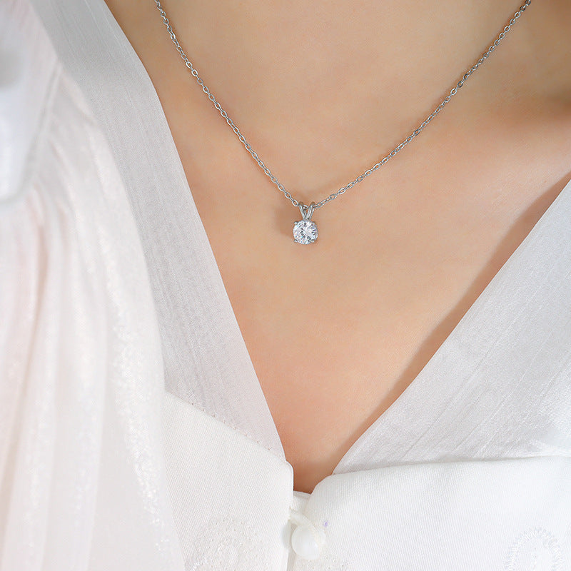Clavicle chain cold wind single diamond claw diamond inlaid zircon chain titanium steel 18K gold necklace jewelry 99