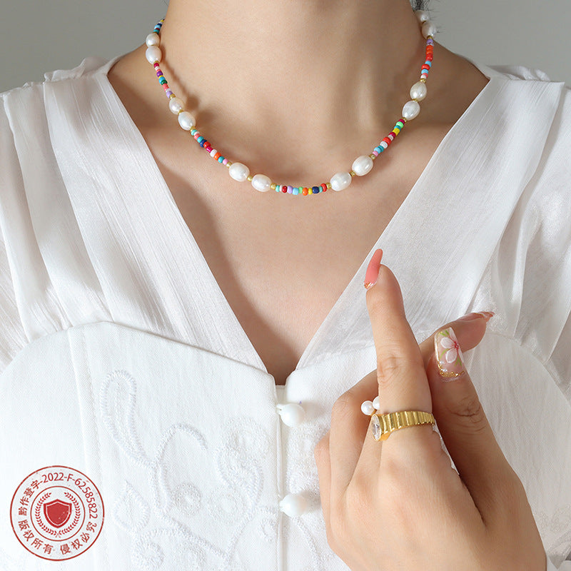 Colorful glass beads, natural freshwater pearls, titanium steel necklaces, cross-border hot-selling fashion trends