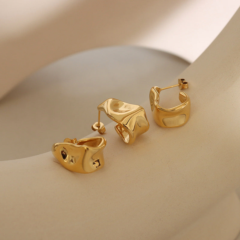 New stylish and simple ins wind irregular C-shaped special-shaped geometric earrings titanium steel gold-plated stud earrings ear jewelry