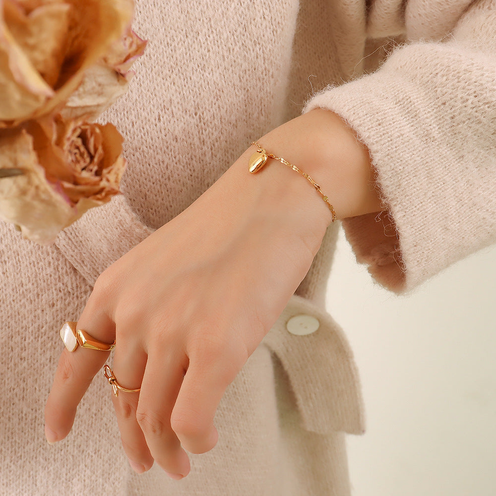 Pastoral Xiaoxiangfeng Fashion Versatile Peach Heart Love Pendant Bracelet Campus Girl Heart Small Fresh Jewelry 99