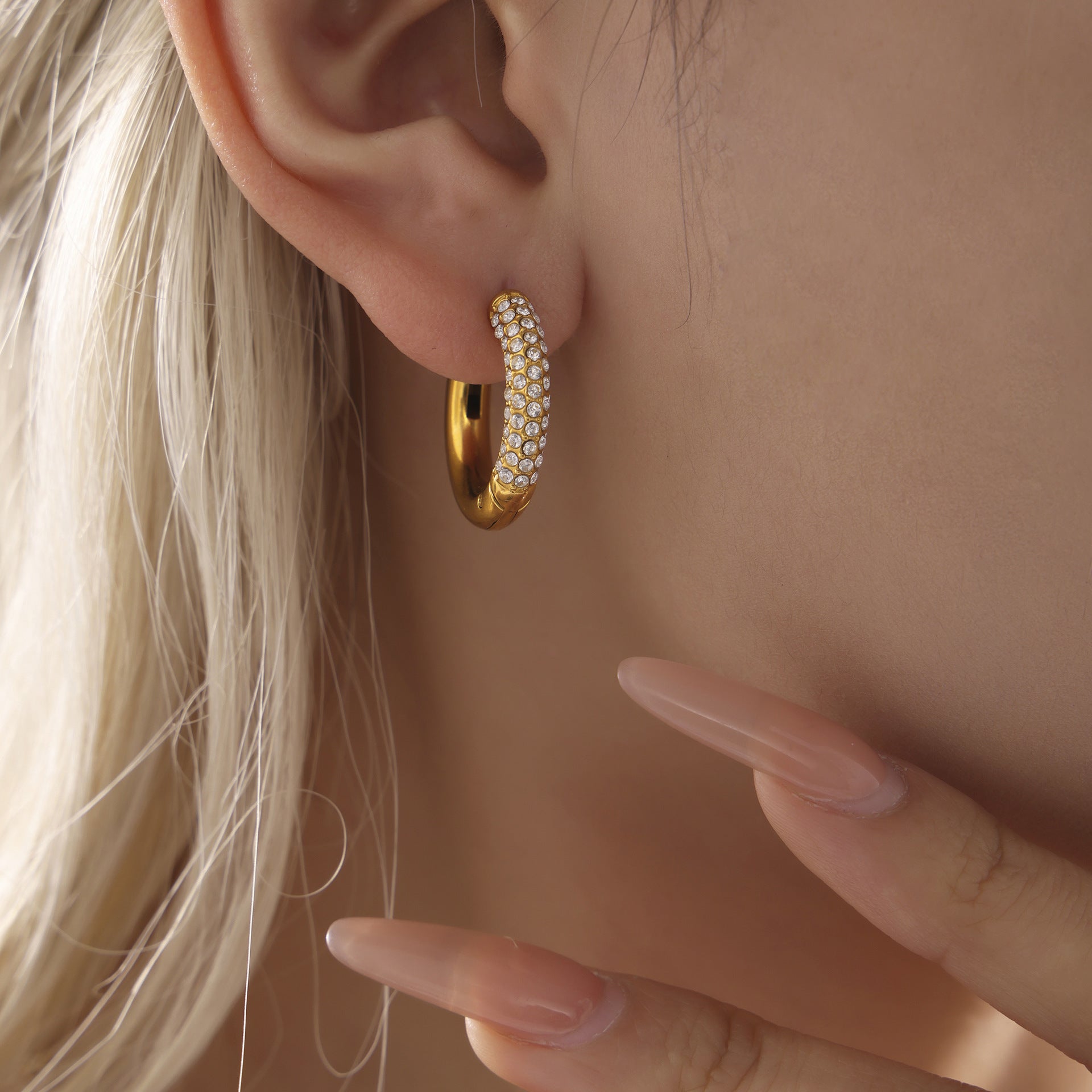 4mm circle 5A zircon earrings light luxury high version texture earrings titanium steel stainless steel color retention simple earrings