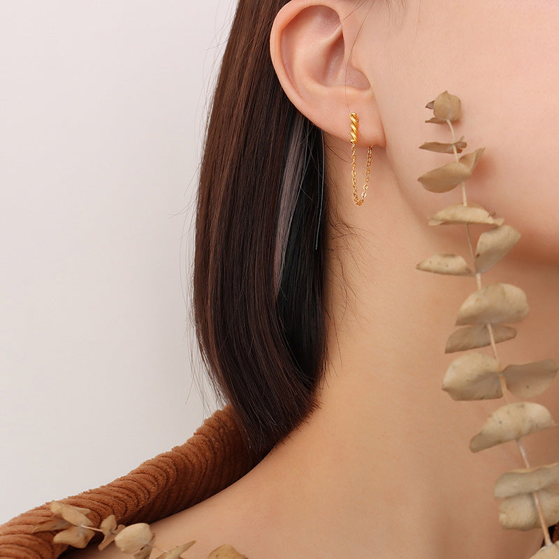 Cold wind fringed chain earrings titanium steel plated with 18K real gold, light luxury fashion irregular ear jewelry
