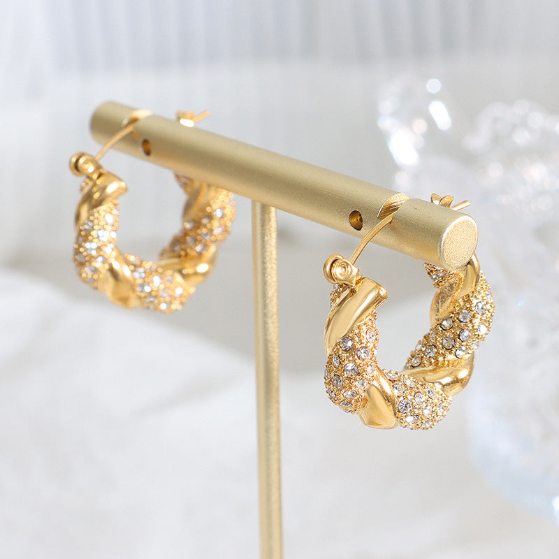 Stylish and simple U-shaped titanium steel gold-plated zircon twist earrings do not fade light luxury temperament ear jewelry