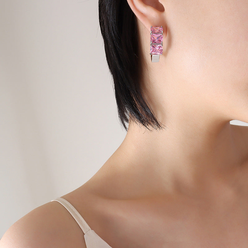 Celebrity fashion retro style temperament summer C-shaped shining pink diamond earrings Internet celebrity trend personalized copper earrings