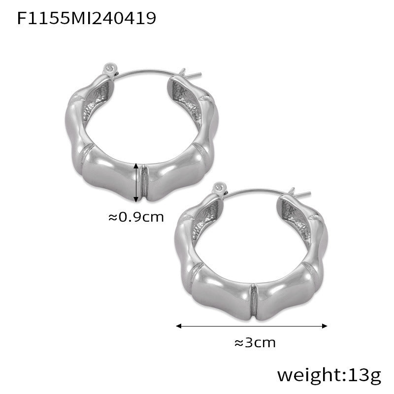 Retro niche personality temperament jewelry geometric engraving texture design titanium steel gold-plated C-shaped earrings