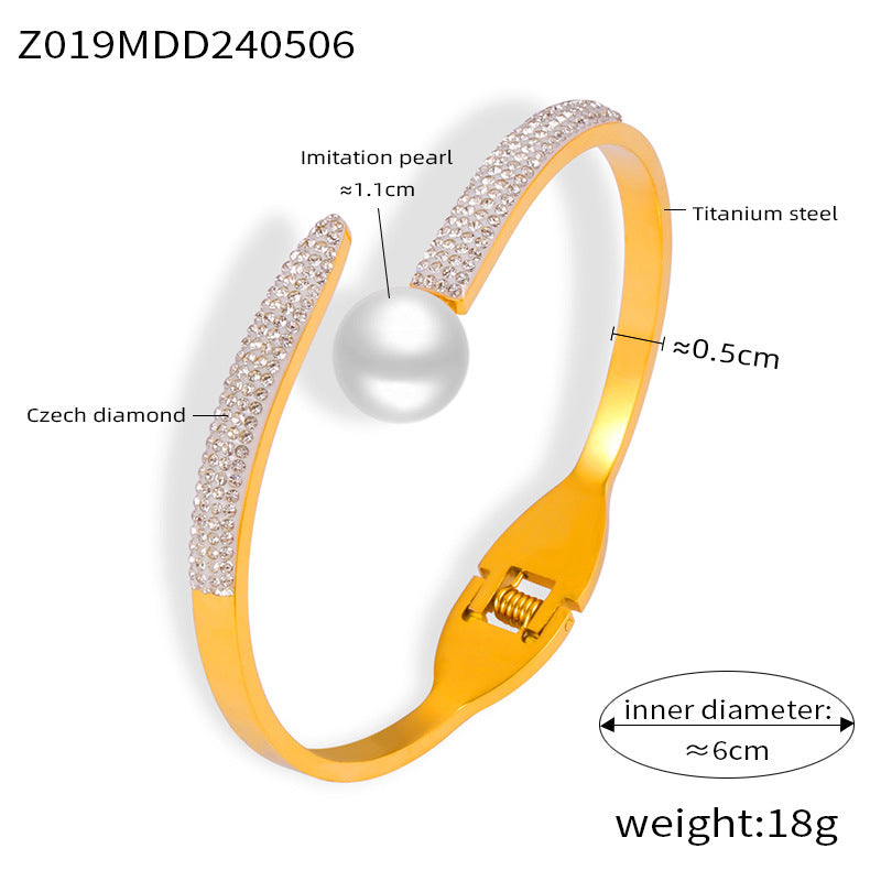 Trend fashion simple personality niche jewelry geometric multi-layer diamond design titanium steel gold-plated hollow bracelet pp