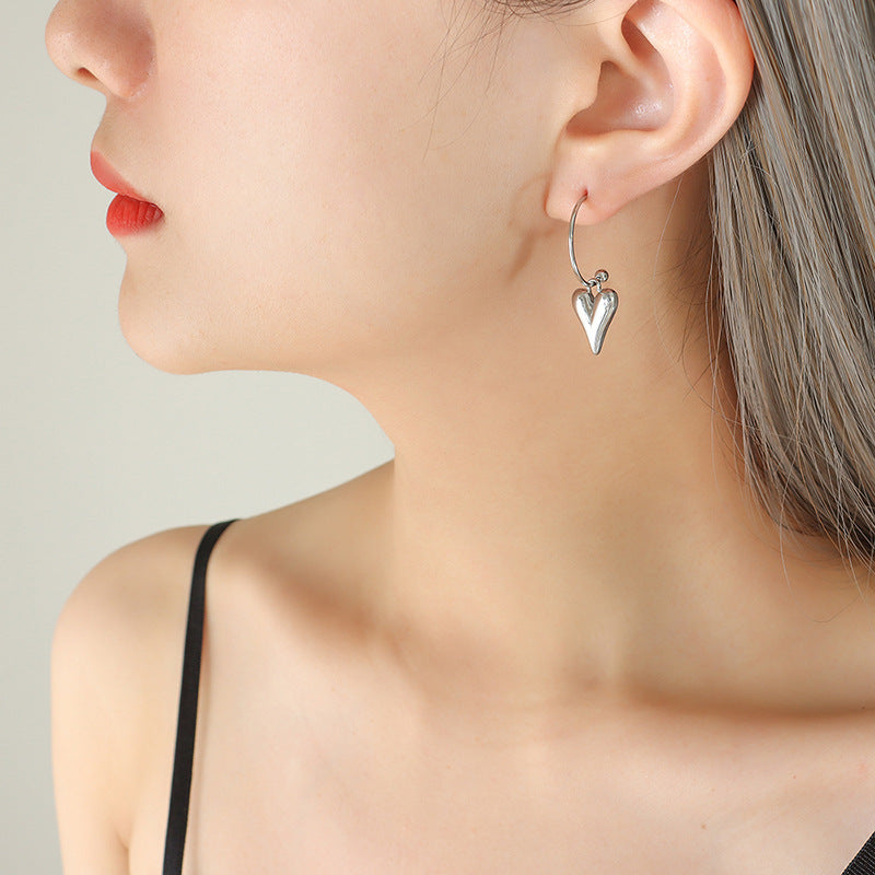 Trend fashion personality love peach heart pendant earrings titanium steel gold-plated temperament ear jewelry F329
