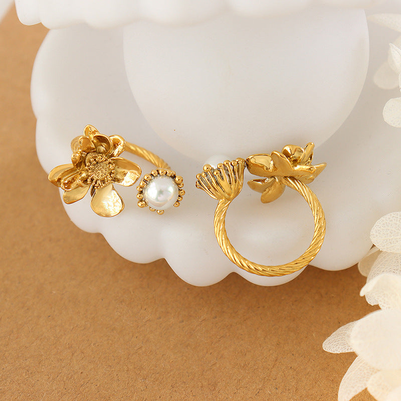 Retro flower brass inlaid rubber bead ring women's niche design does not fade temperament ring jewelry