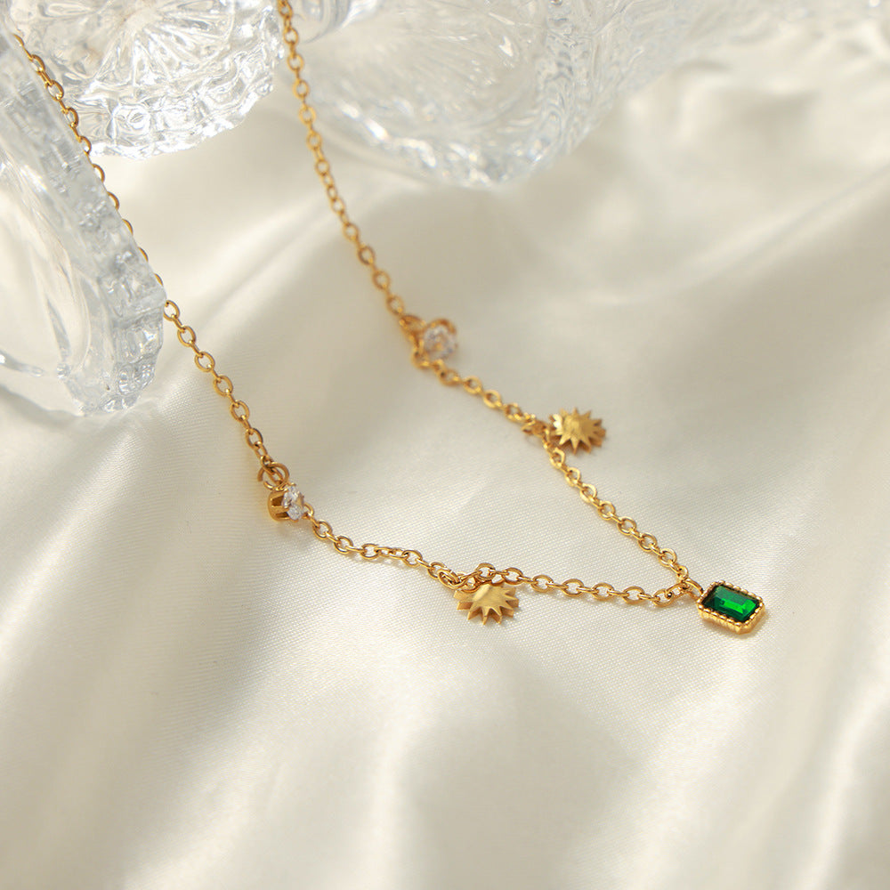 New light luxury personalized niche design titanium steel gold-plated emerald inlaid zircon pendant necklace high-end jewelry women