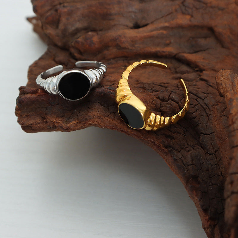 Retro niche simple index finger ring dripping oil twist opening ring titanium steel plated 18K gold women's jewelry pp