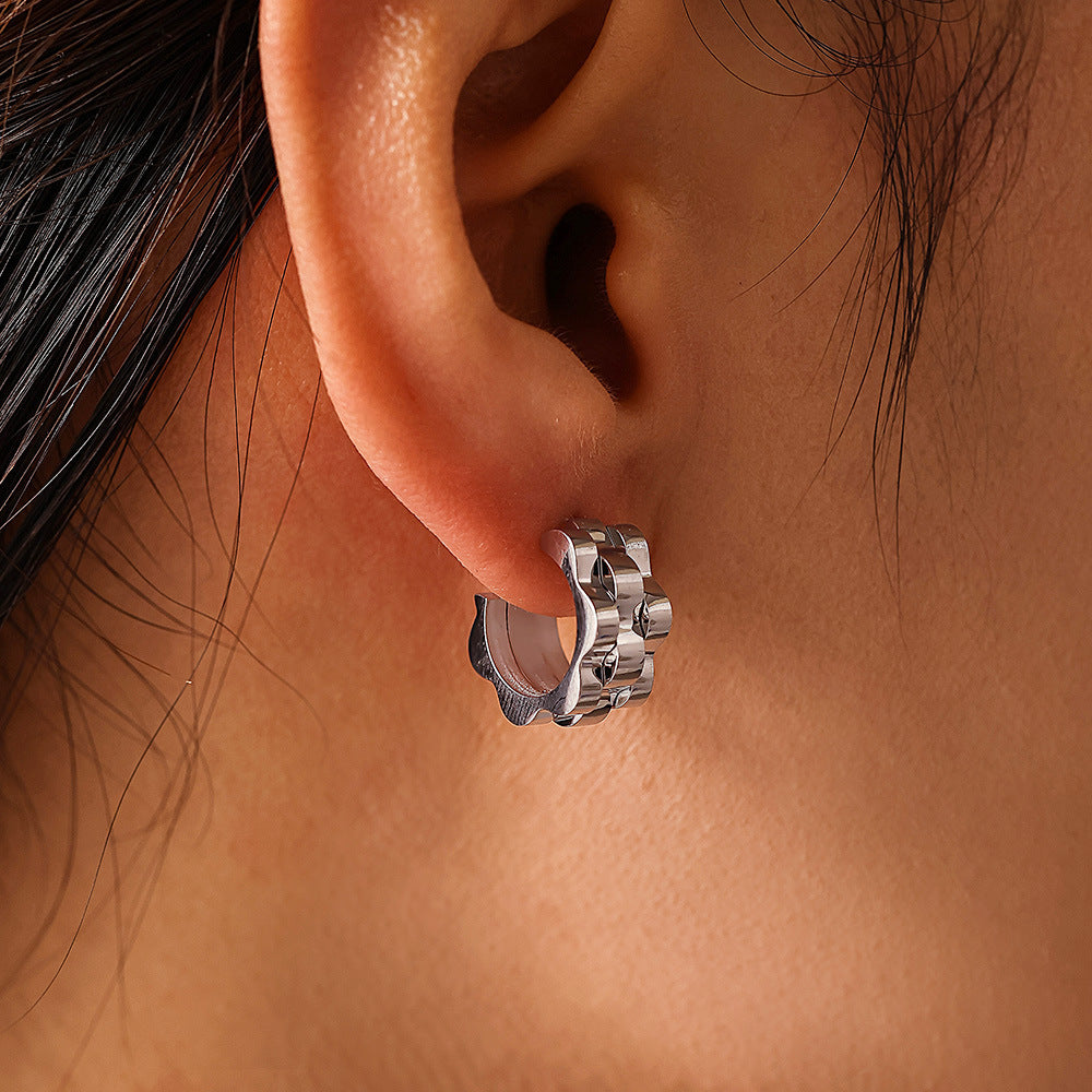 Wind Fashion Strap Texture C-Type Stud Earrings Stainless Steel Plated 18k Gold Trendy Fashion Earrings Women