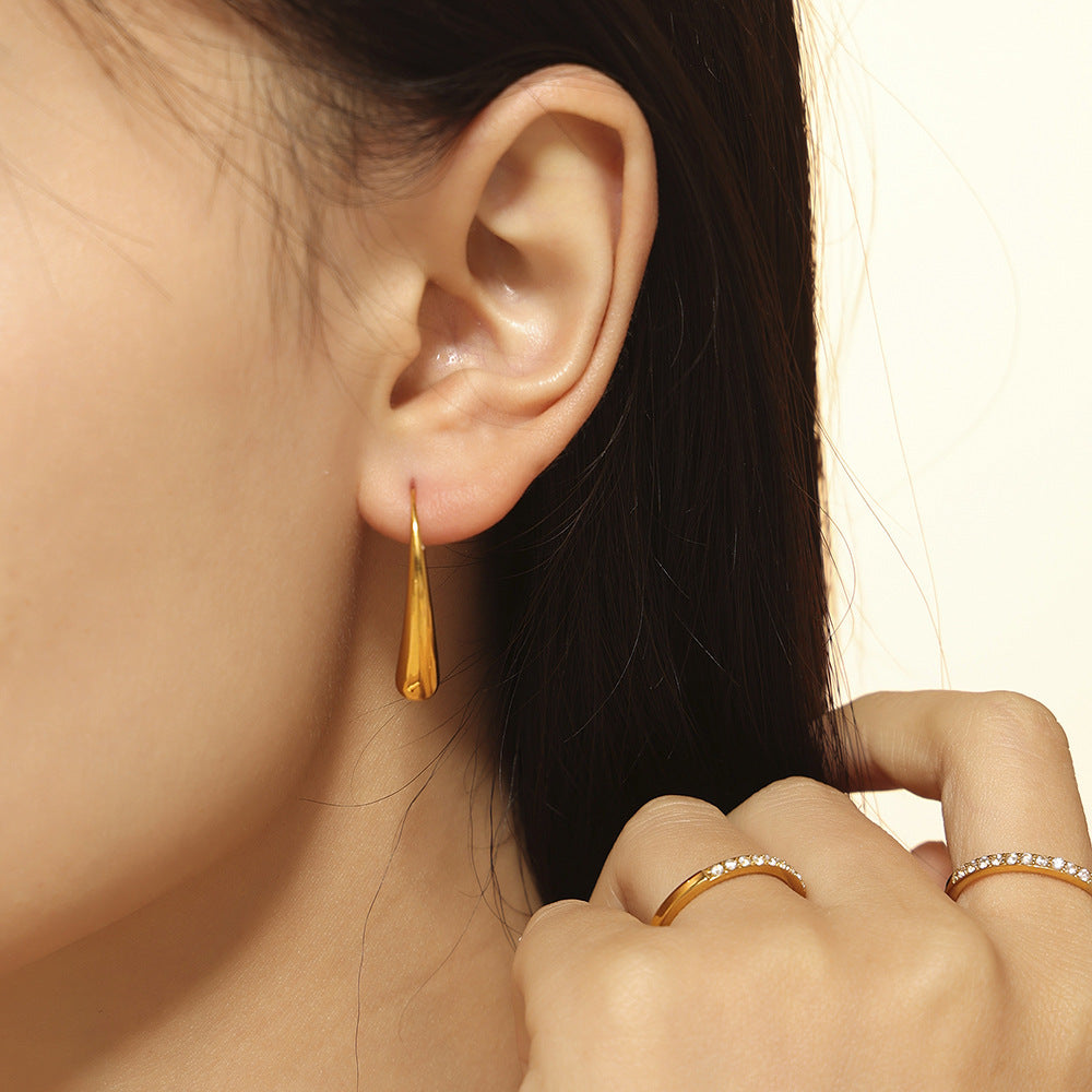 Small and exquisite water drop earrings women's titanium steel plated 18k real gold simple earrings curved hook jewelry women's 99