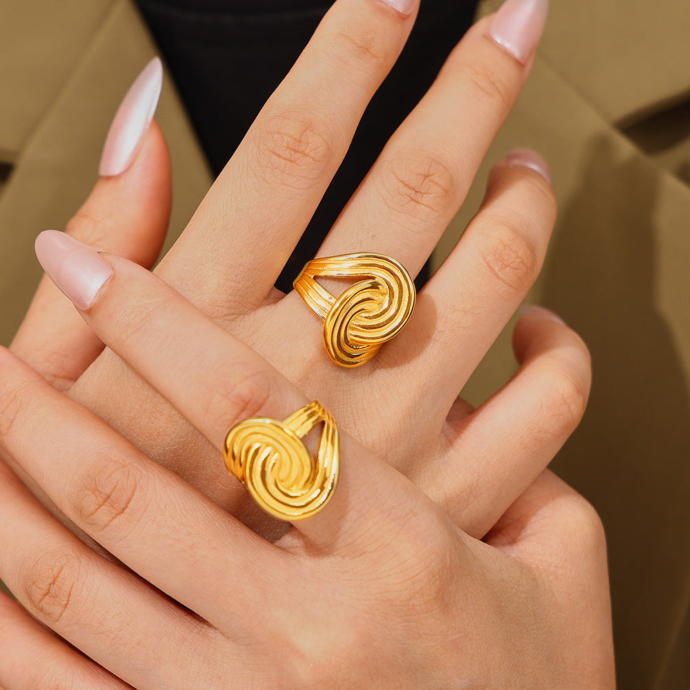 Twisted Stripe Wrap Ring 18k Plated Real Gold Retro Fashion Design Titanium Steel Jewelry Wholesale