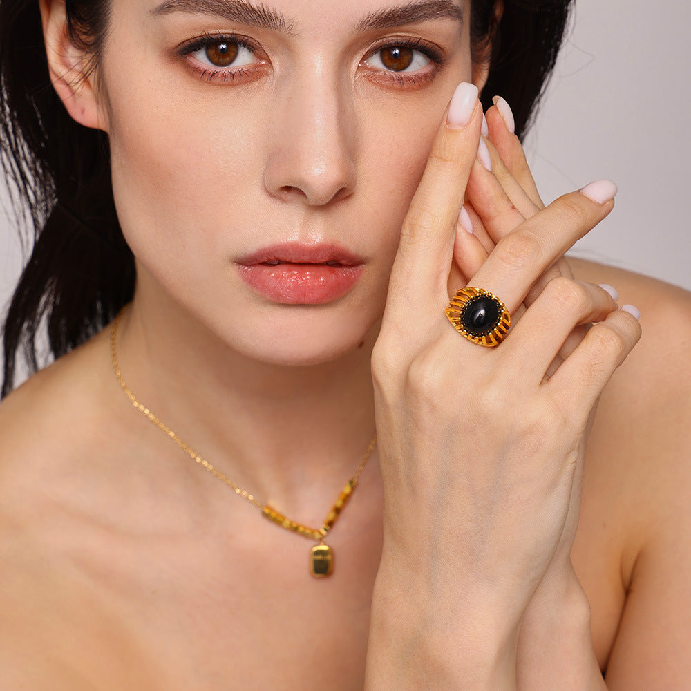 Black agate hollow heavy industry titanium steel 18k gold ring index finger ring fashion light luxury personality temperament ring 99