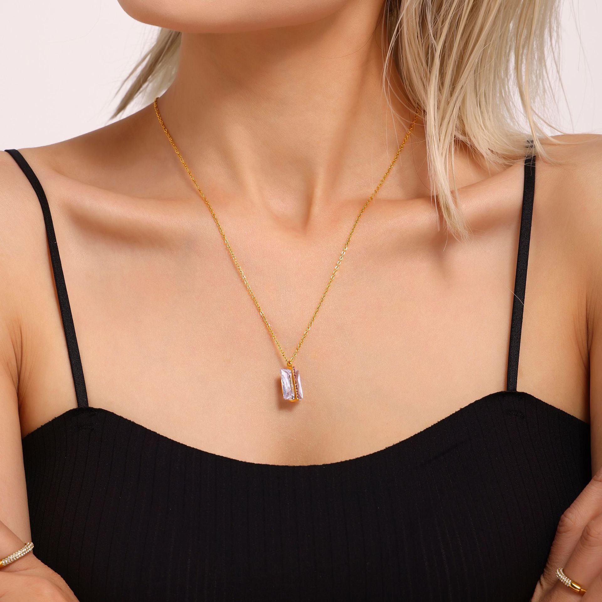 Full diamond oversized rectangular zircon collarbone necklace stainless steel PVD electroplating 18K real gold jewelry wholesale pp