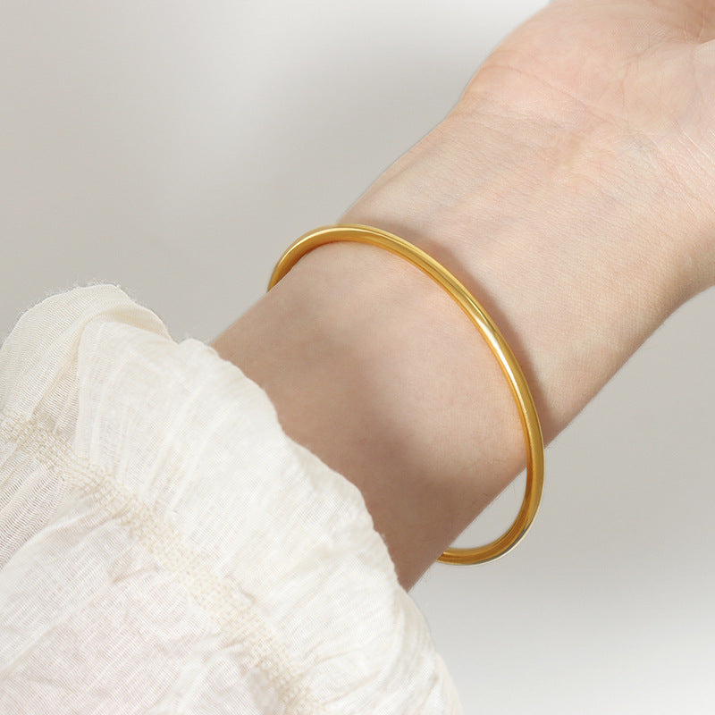 Simple niche design Titanium steel gold-plated plain ring ring bracelet Versatile jewelry women's bracelet 99