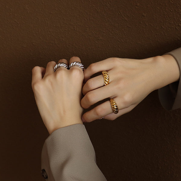 A157-Threaded Surface Casting Ring Tail Ring Titanium Steel Electroplated 18k Gold Ring Female