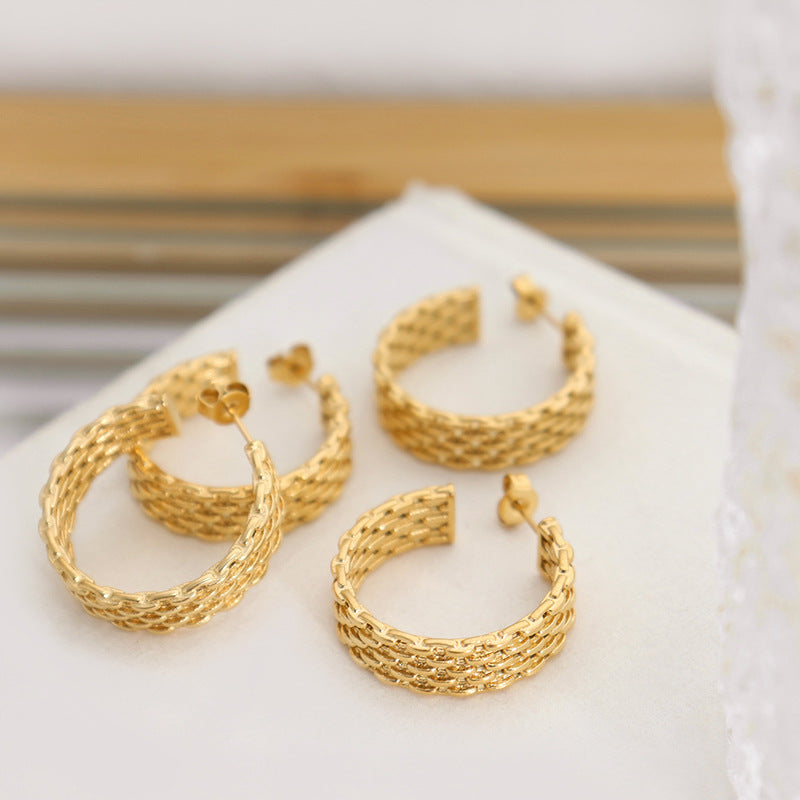 Design light luxury non-fading earrings versatile earrings feminine geometric woven titanium steel electroplated 18K gold stud earrings jewelry pp